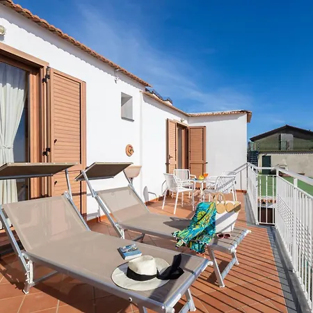 Casa Satriano Apartment *